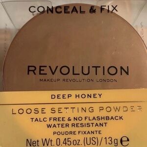 Revolution Conceal & Fix Loose Setting Powder - Deep Honey